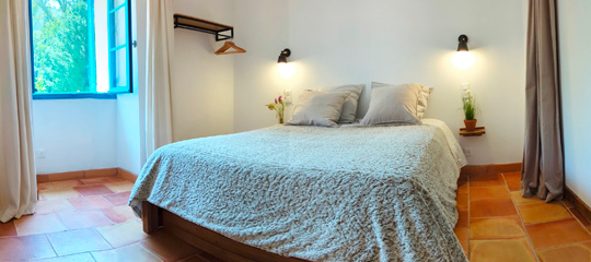 Chambre du gîte Moulin de Bluye en Drôme Provençale