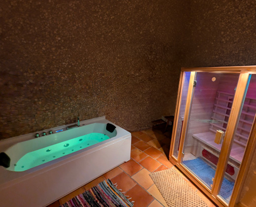 Espace spa privatif du Moulin de Bluye, Drôme Provençale